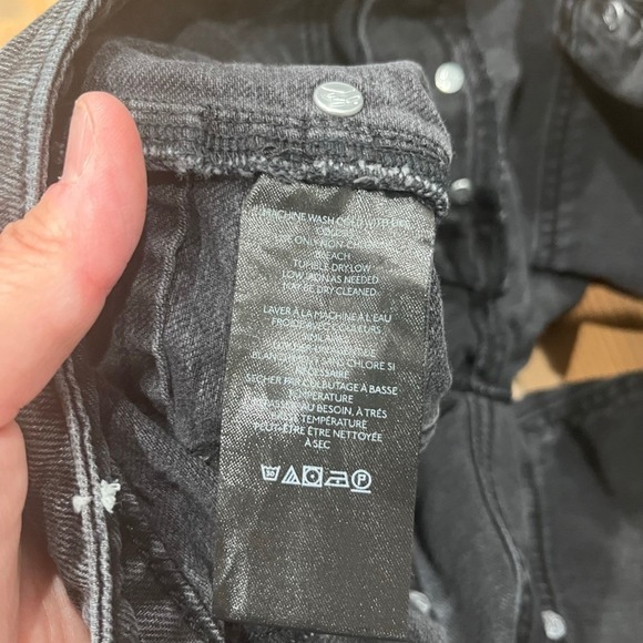 Women's We The Free Denim Shorts Black Size 27 pre-loved, 0002 B1 - Picture 7 of 8